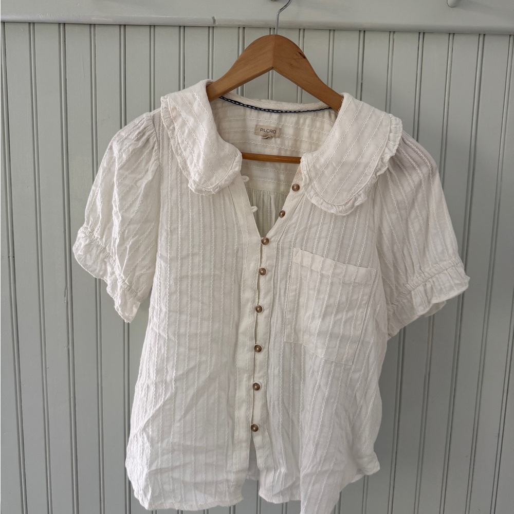 Pilcro White Textured Blouse with Ruffled Collar